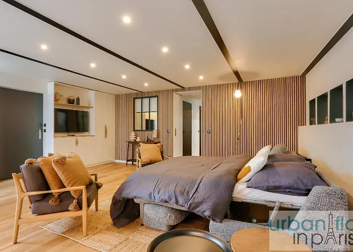 170 - Sublime Flat In Center Of