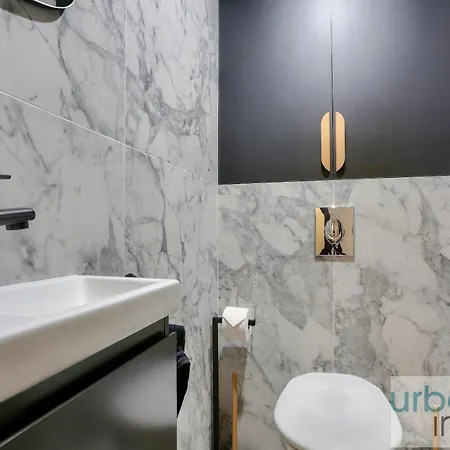 170 - Sublime Flat In Center Of